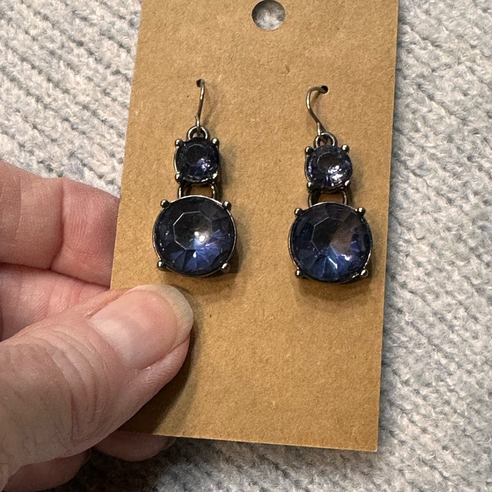 Dark Blue rhinestone Drop pierced Earrings - Picture 1 of 5